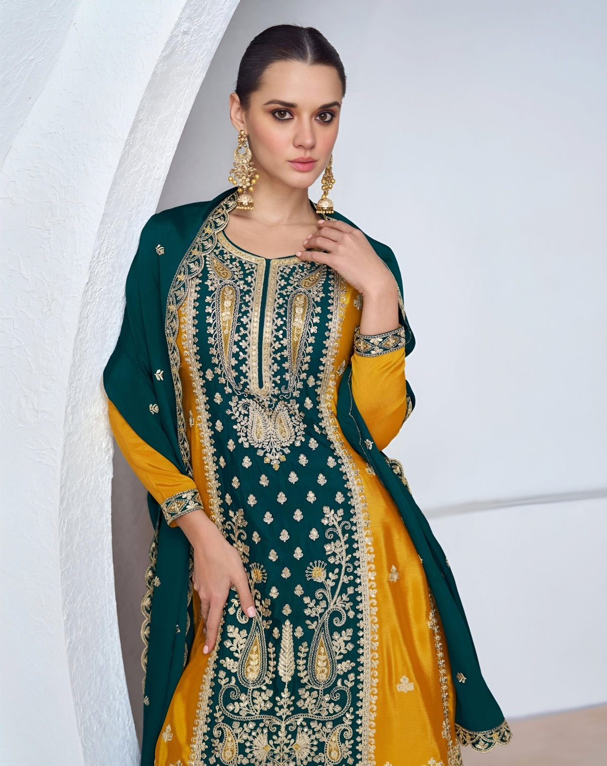 Embroidered Chinon Silk Palazzo Suits Green – detail view 2 – Sakhi Fashions